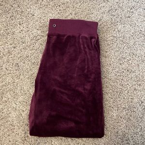 Velour burgundy / purple track sweats from champion.